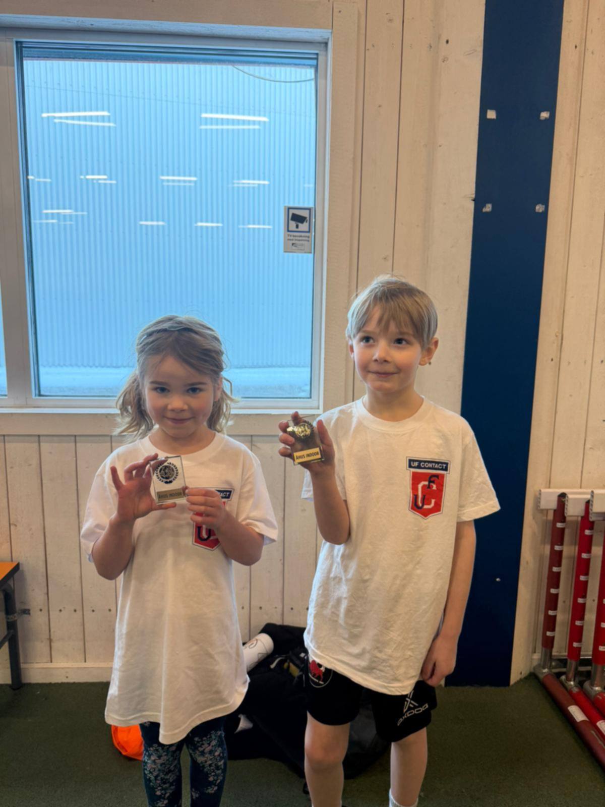 image: Två unga Contactare gjorde debut